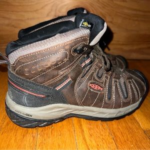 Keen Utility Men’s Brown boots. Excellent condition